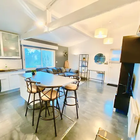 Apartmán Comfort & Wifi - - 4 Pers - Tram B