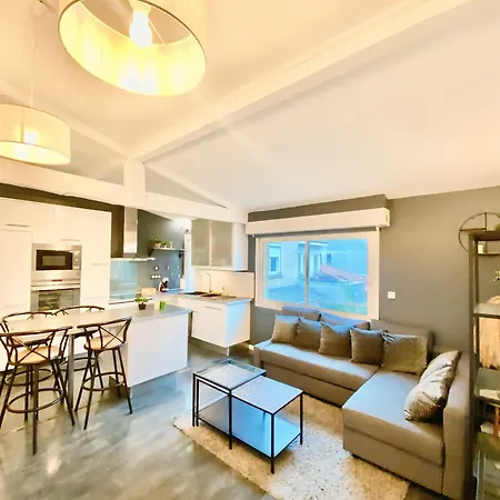 Comfort & Wifi - - 4 Pers - Tram B アパート *