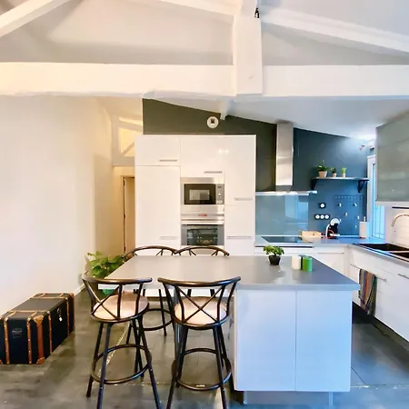 Apartmán Comfort & Wifi - - 4 Pers - Tram B Talence