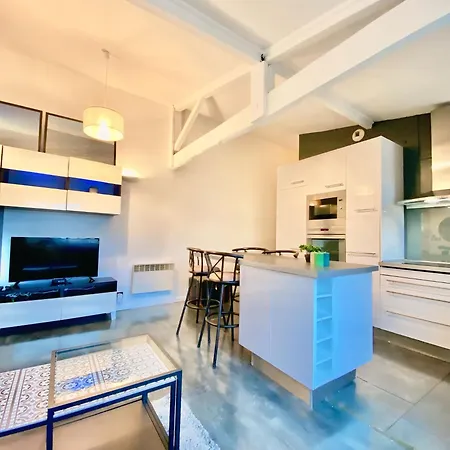 Comfort & Wifi - - 4 Pers - Tram B Talence