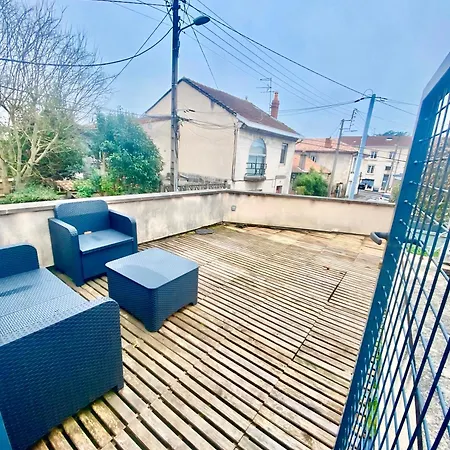 Comfort & Wifi - - 4 Pers - Tram B Apartmán Talence