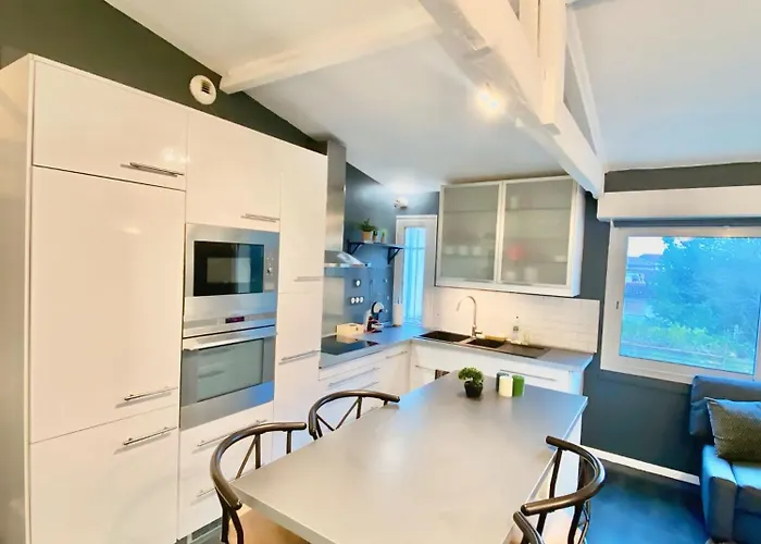 Comfort & Wifi - - 4 Pers - Tram B *